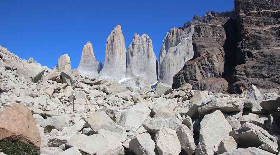 mirador-las-torres-towers